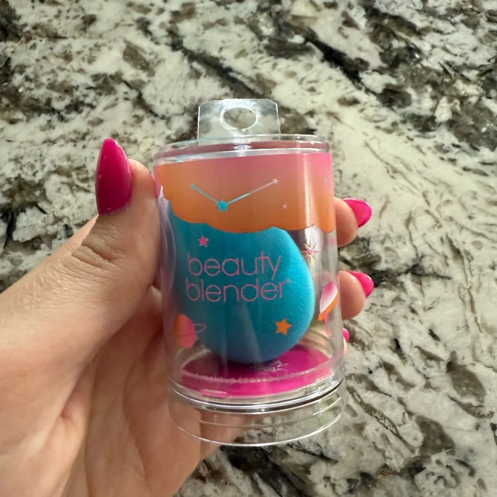 New! Beautyblender Sponge